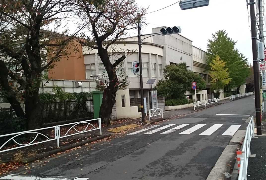 中学校　川崎市立宮崎中学校（中学校）まで1404m