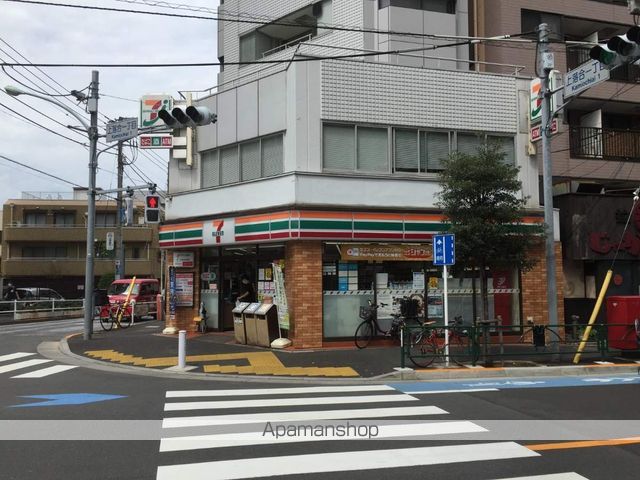 コンビニ　セブンイレブン（コンビニ）まで388m