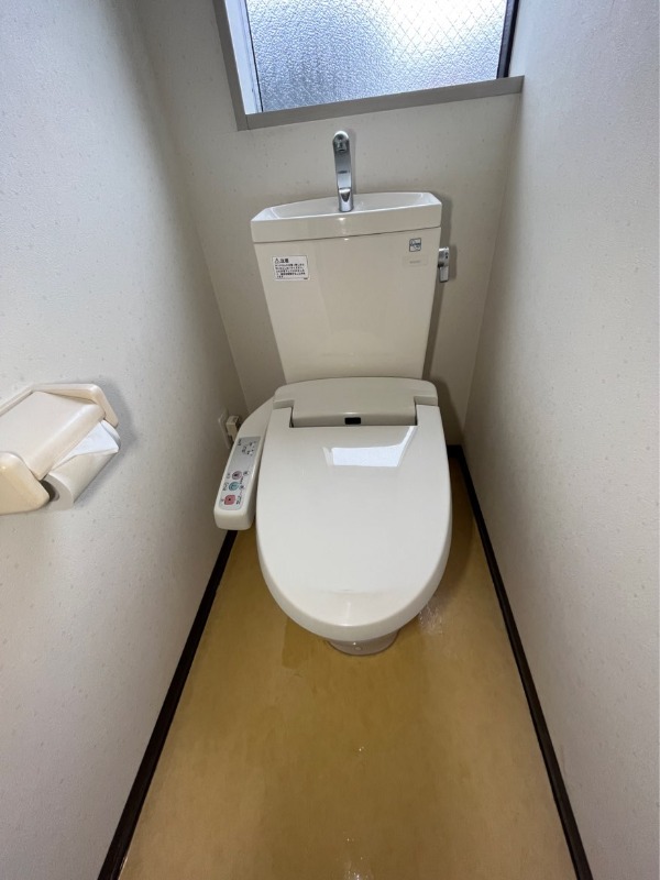 トイレ　別部屋参考写真