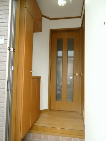 玄関　シンプルで使いやすい玄関です