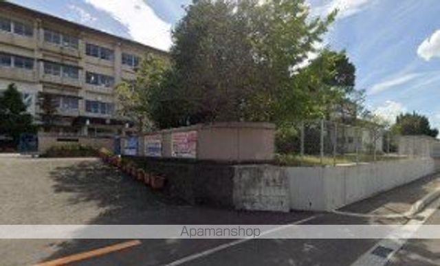中学校　大分市立大東中学校（中学校）まで3675m