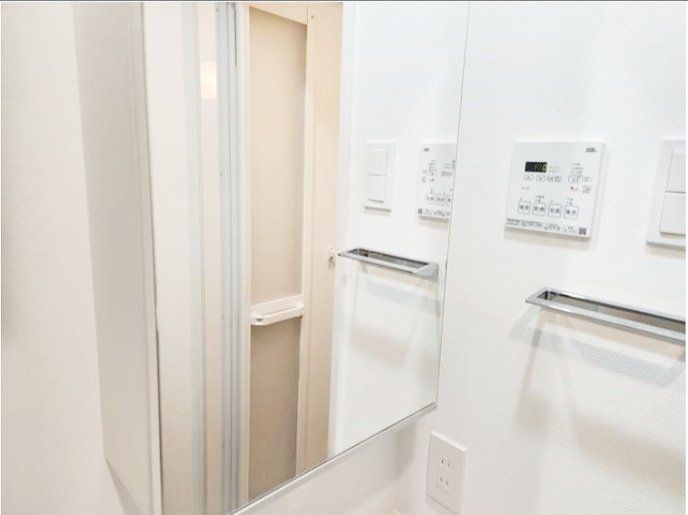 洗面設備　※同タイプの別のお部屋です。
