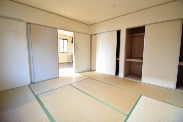 収納　和室収納２帖分