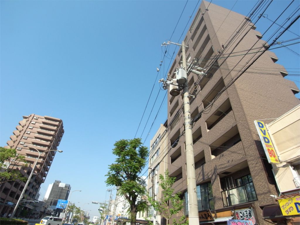 建物外観　しっかりした外観