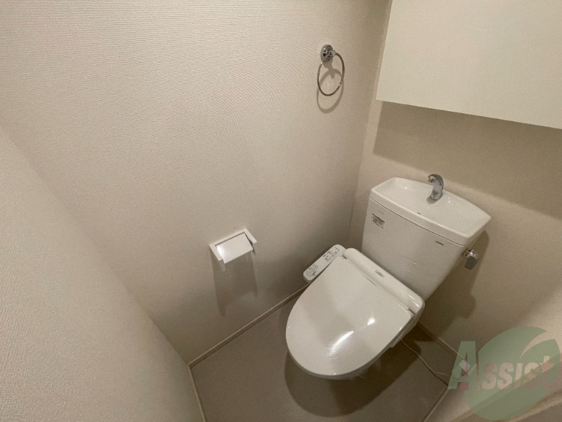 トイレ　温水洗浄便座付きのトイレは、使用しやすそうですね。