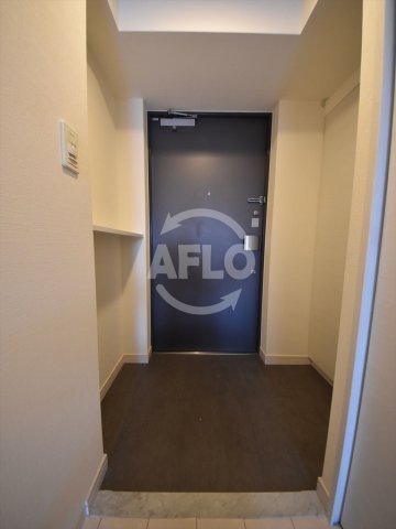 玄関　ララプレイス大阪城ヴェステン　玄関