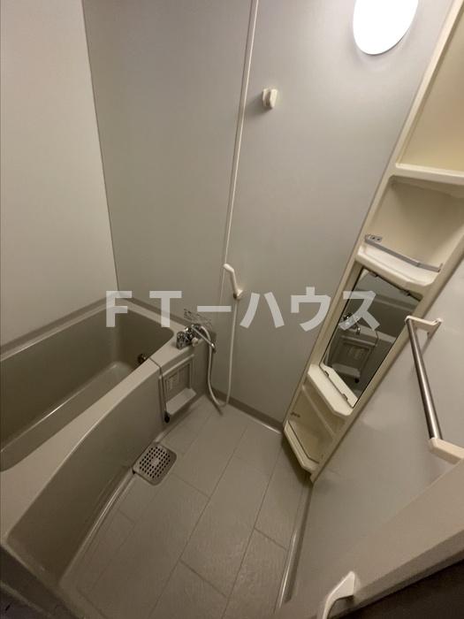 バス・シャワールーム　浴室