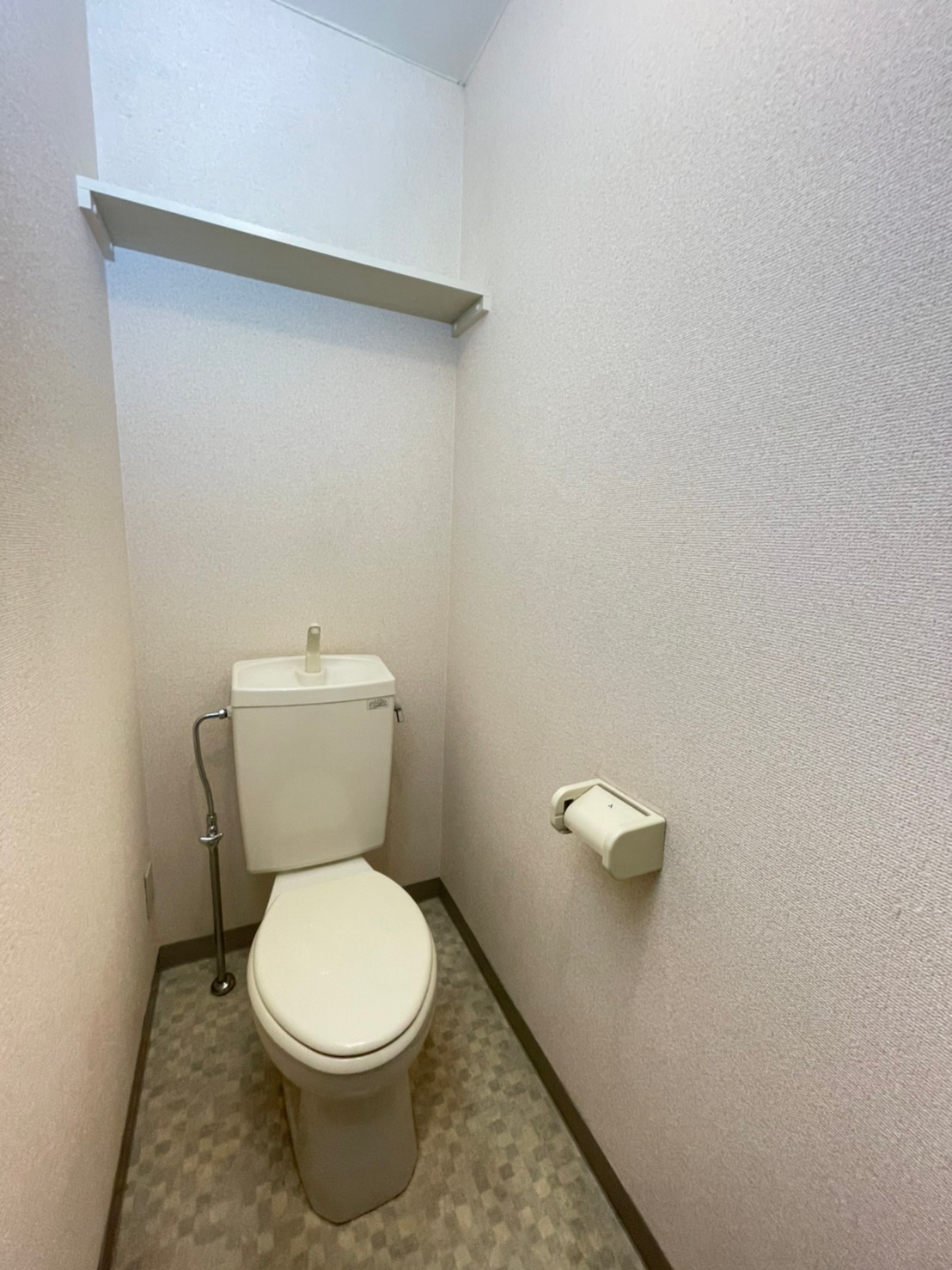 トイレ　同建物別号室