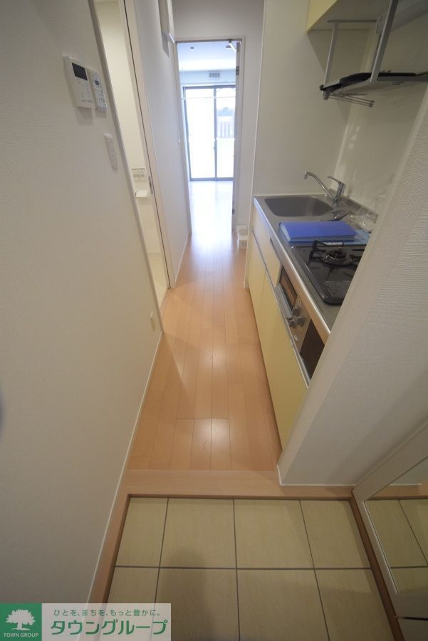 玄関　お部屋探しはタウンハウジングへ♪