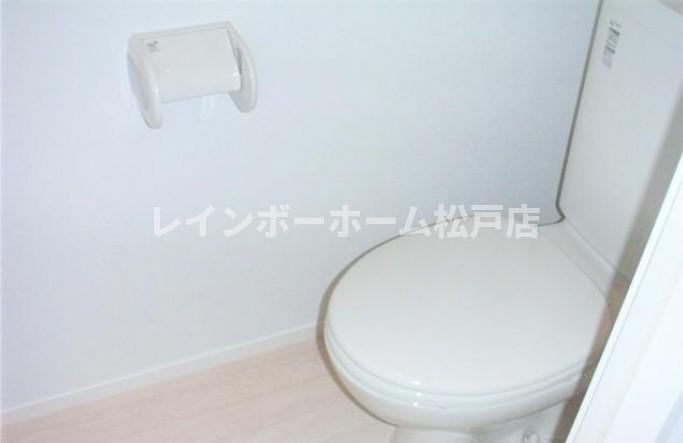 トイレ　シンプルで使いやすいトイレです