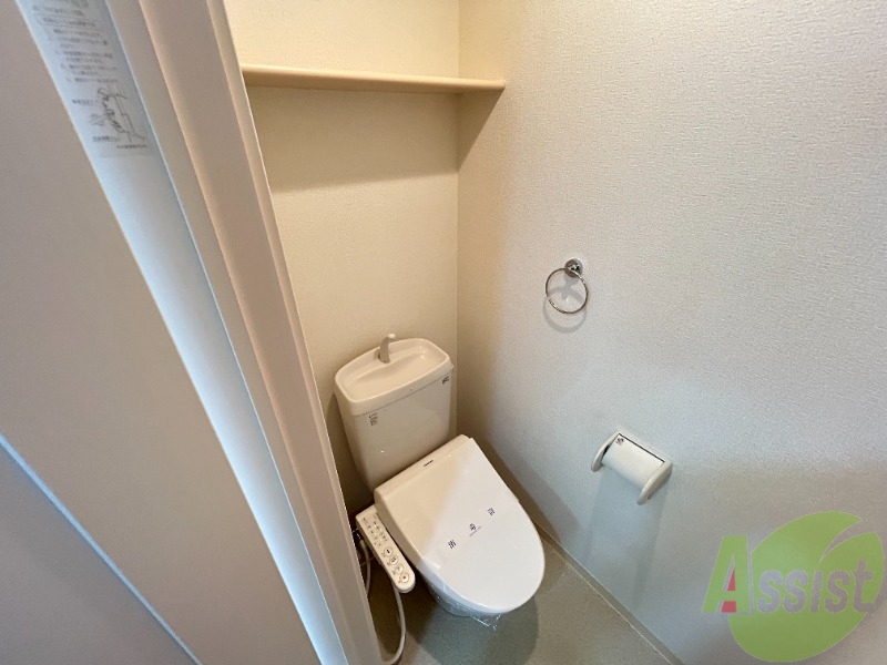 トイレ　トイレは清潔感があり安心して使用できそうです。