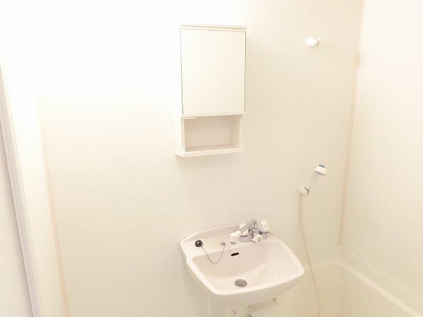 洗面設備　綺麗です♪