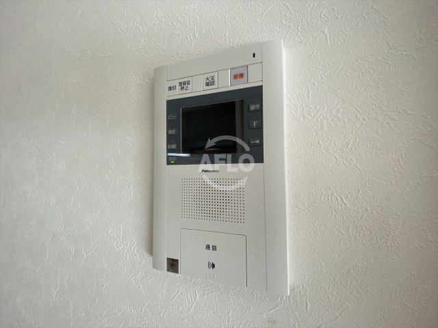 セキュリティ　クローバー・ビュー上本町　TVモニター付きインターホン