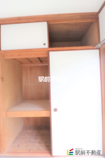 収納　お荷物たくさん入りますよ☆