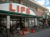 スーパー　ライフ塚本店（スーパー）まで428m