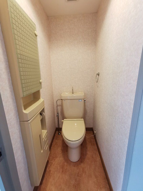 トイレ　別部屋参考