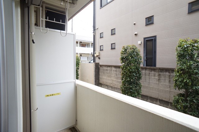 バルコニー　レーベンハウス桶川店へ　048-787-5511