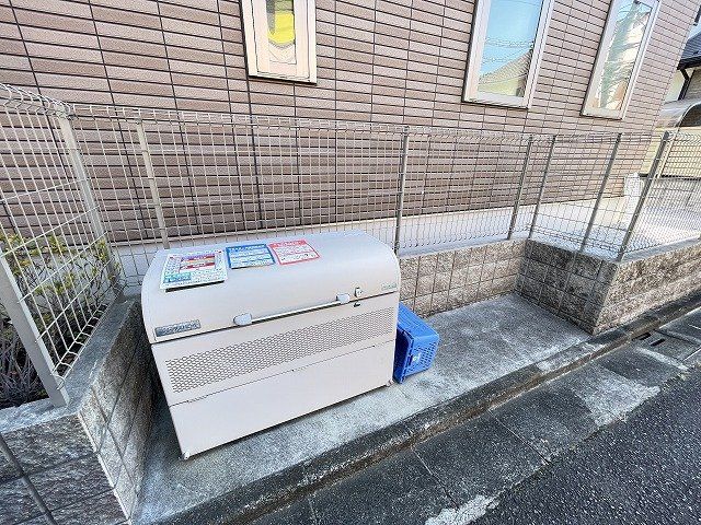 その他共有部分　敷地内ごみ置き場でごみ出しもらくらく ♪忙しい社会人さんや主
