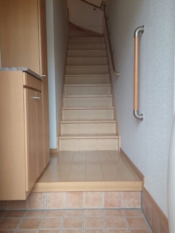 玄関　落ち着いた玄関です