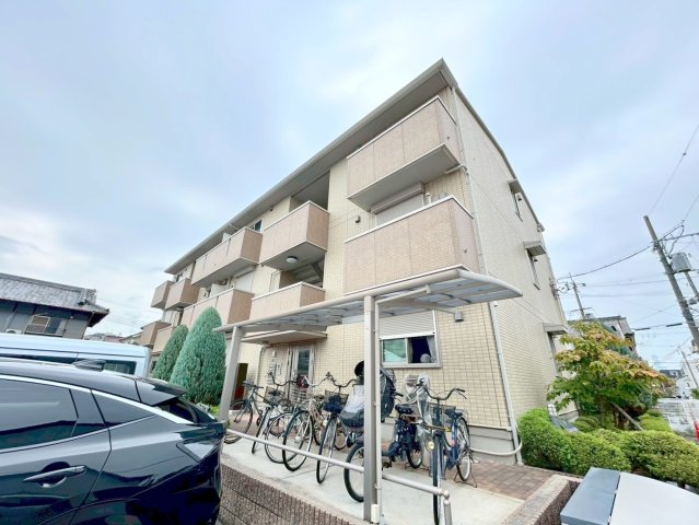建物外観　綺麗な外観の素敵なお部屋があなたを待っています。