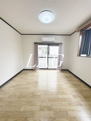 居室・リビング　洋室のお部屋です。