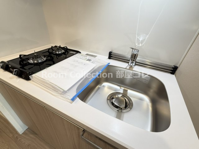 キッチン　※同物件他部屋写真 反転の場合有
