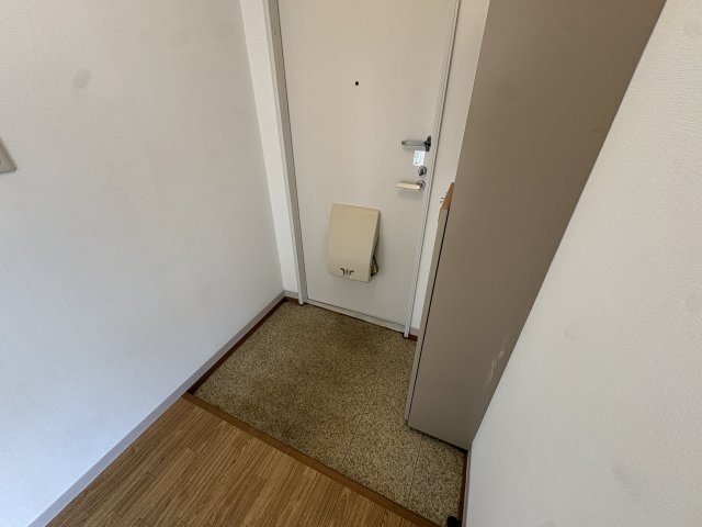 叶い坂 南棟の玄関写真