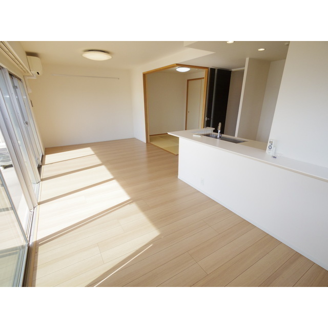 3LDK Mansion in Nagano, Nagano — photo 3 of 3