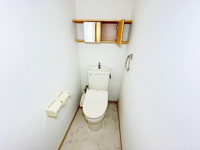 トイレ　トイレ