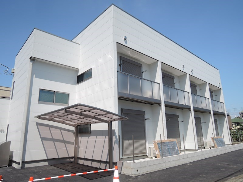 バルコニー　日当りの良いバルコニー