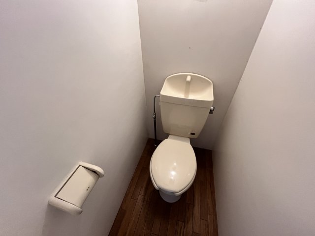 ウエストアイルIIIのトイレ写真