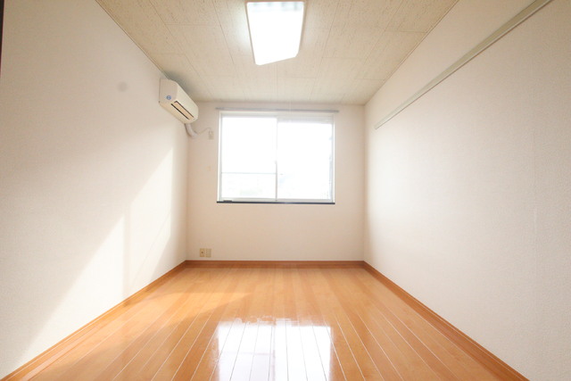 その他部屋・スペース　※別室参考写真　照明は設備ではありません