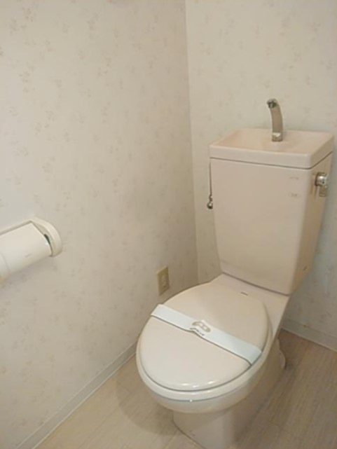 トイレ　※イメージ　反転タイプのお部屋の写真