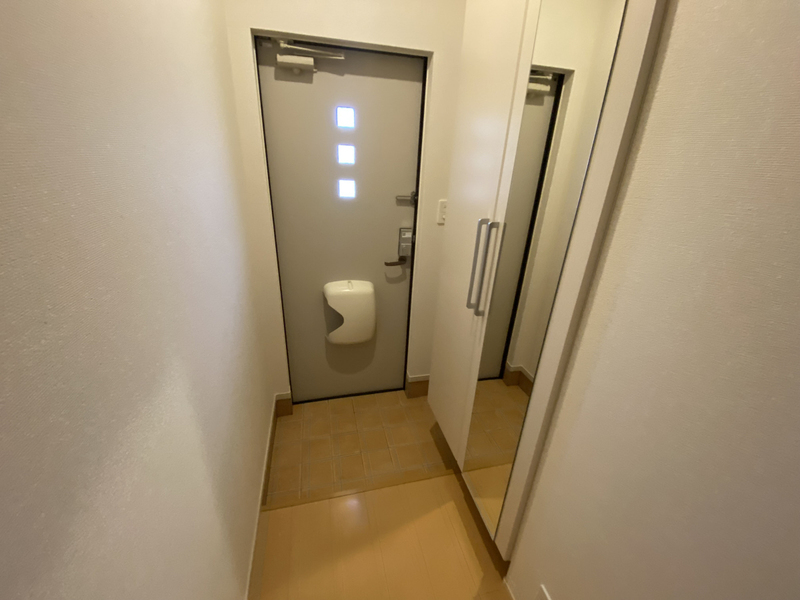 グレース七番館の玄関写真