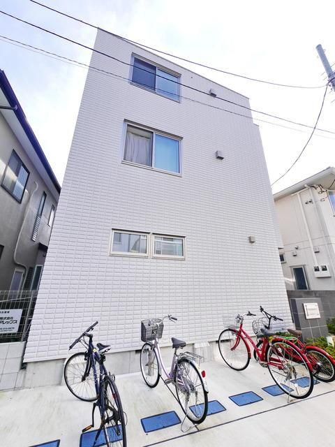 建物外観　★外観★