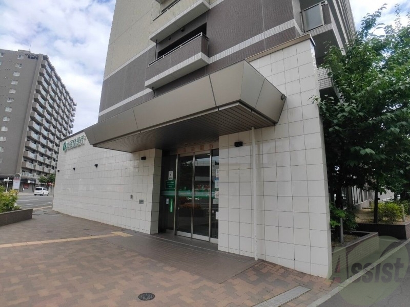銀行　北海道銀行桑園支店（銀行）まで357m