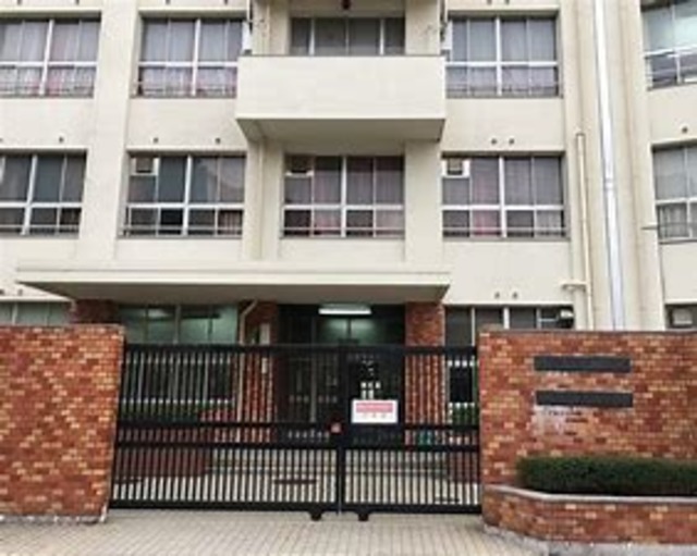 小学校　大阪市立長谷川小学校（小学校）まで1370m