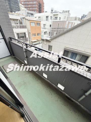 東急田園都市線 三軒茶屋駅 徒歩4分 4階建 築28年の内装写真