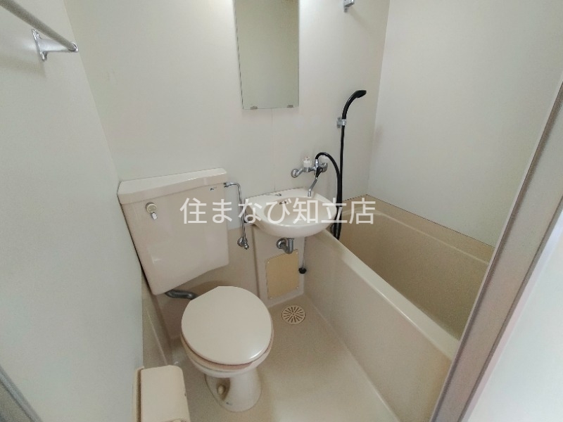 バス・シャワールーム　同型別部屋写真