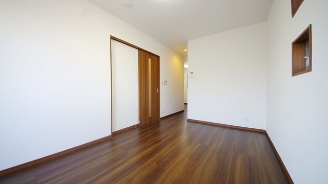 クレール シンシアの居間写真