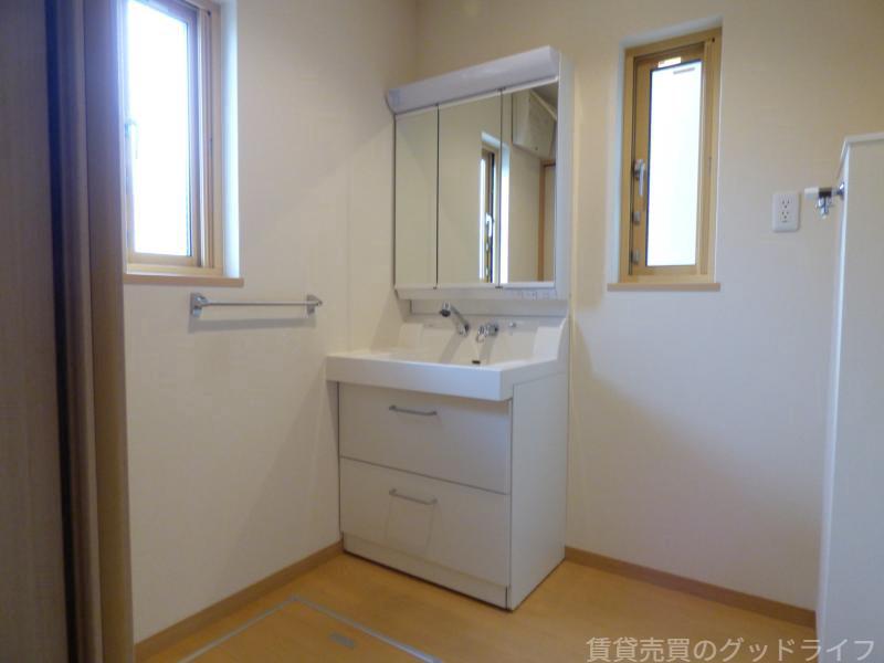 北白川伊織町戸建賃貸の内装写真