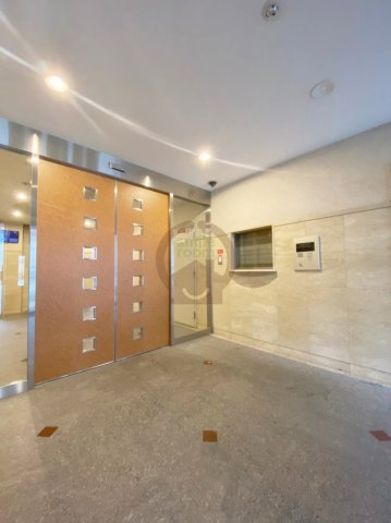 地下鉄千日前線 阿波座駅 徒歩3分 10階建 築23年の外観写真