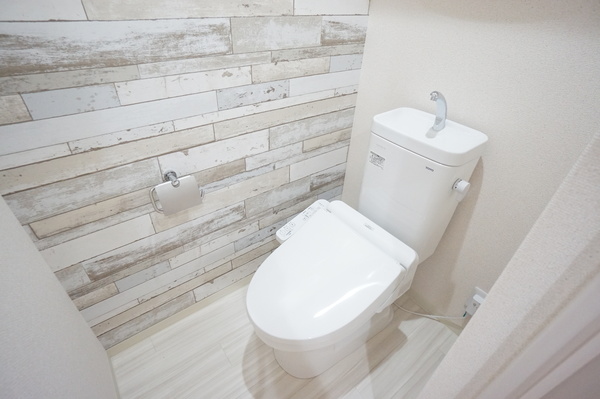 阪急千里線 豊津駅 徒歩9分 3階建 築6年のトイレ写真