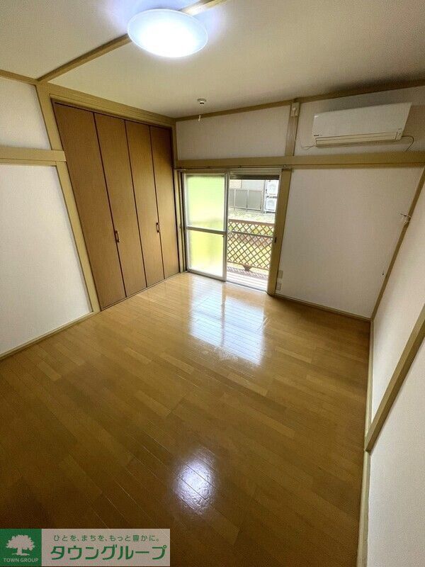 居室・リビング　※別部屋参考写真