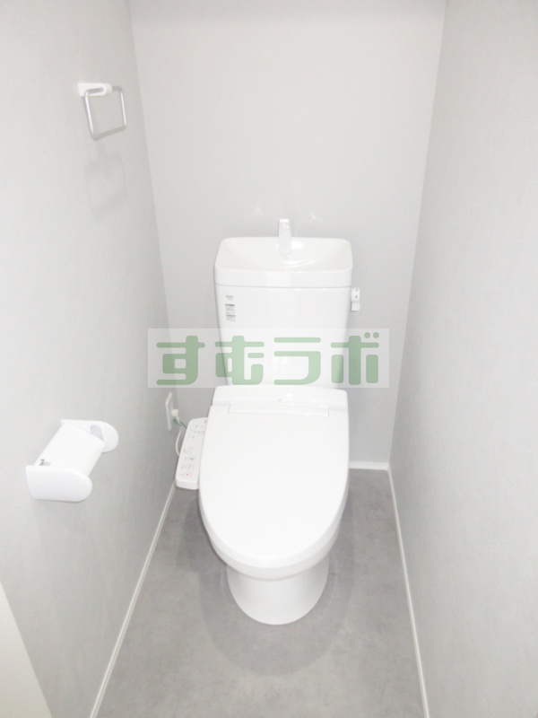 仙台市地下鉄南北線 泉中央駅 徒歩112分 2階建 築2年のトイレ写真