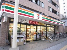 コンビニ　セブンイレブン（コンビニ）まで190m