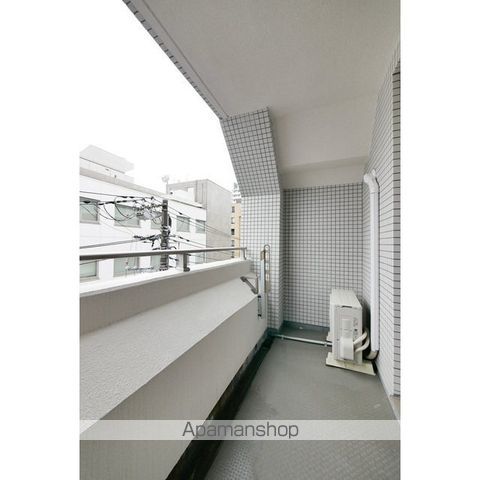 ＪＲ山手線 目黒駅 徒歩5分 6階建 築25年の内装写真