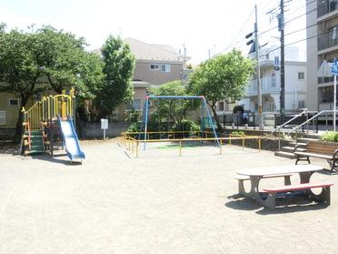 公園　本牧緑ケ丘公園（公園）まで1287m