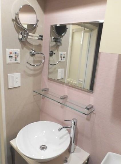 洗面設備　同仕様写真含む