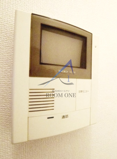 セキュリティ　モニター付きインターホンです。